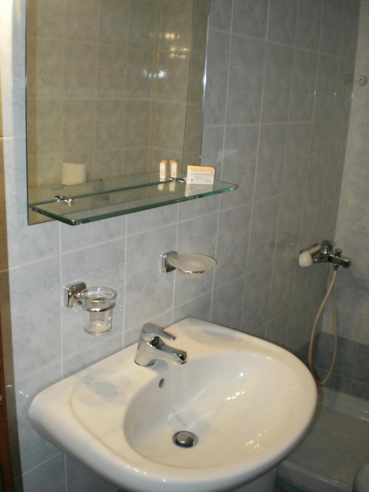 Pia Rooms Chania  Bagian luar foto