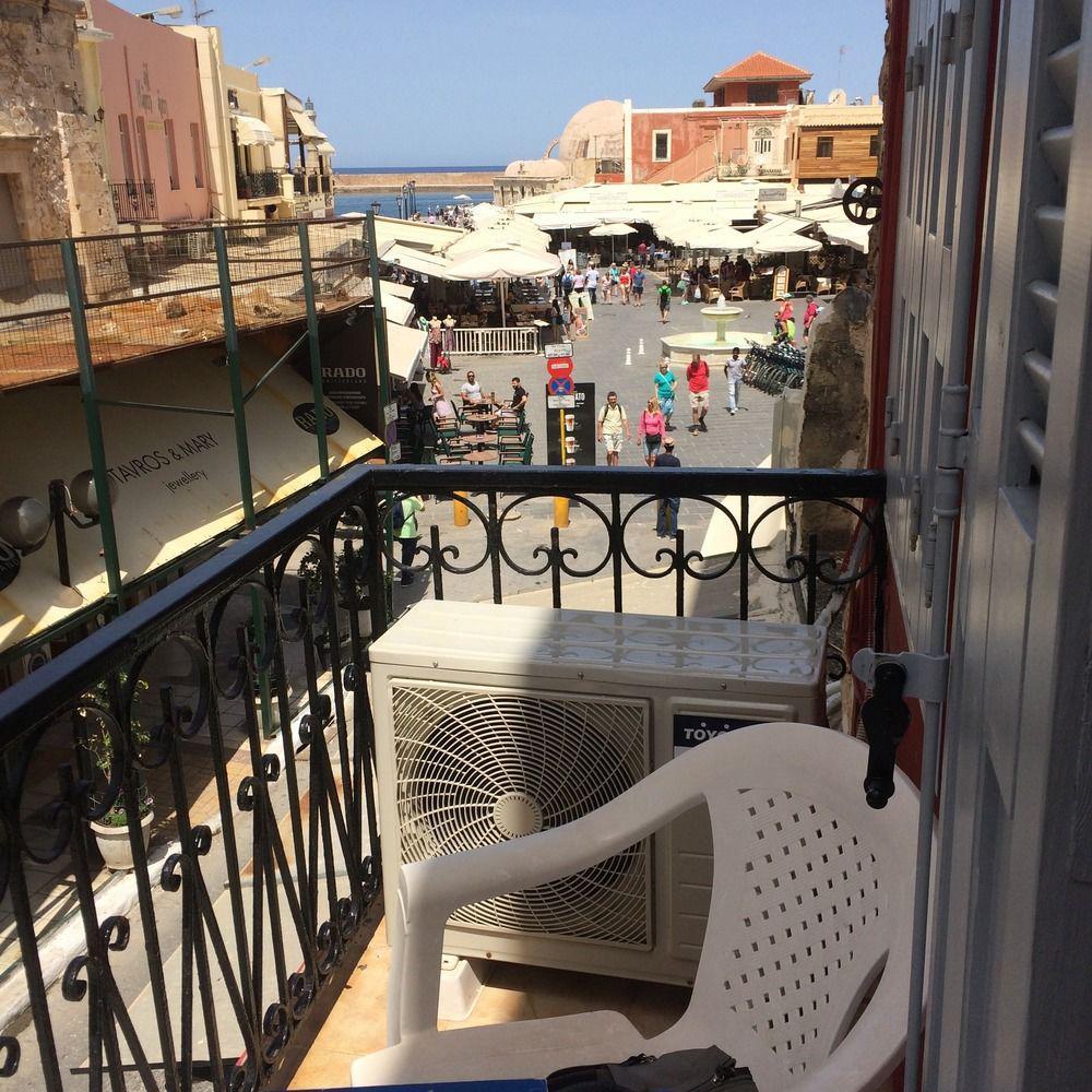 Pia Rooms Chania  Bagian luar foto