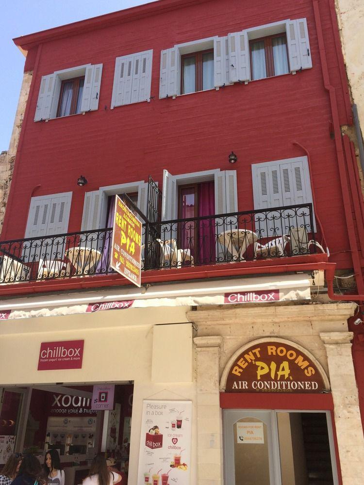 Pia Rooms Chania  Bagian luar foto