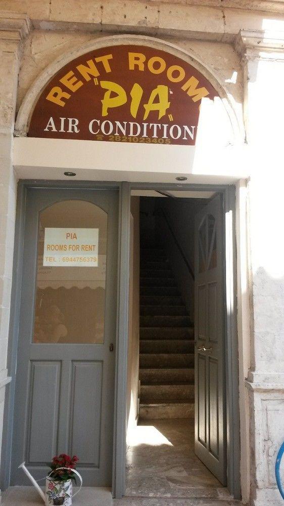 Pia Rooms Chania  Bagian luar foto